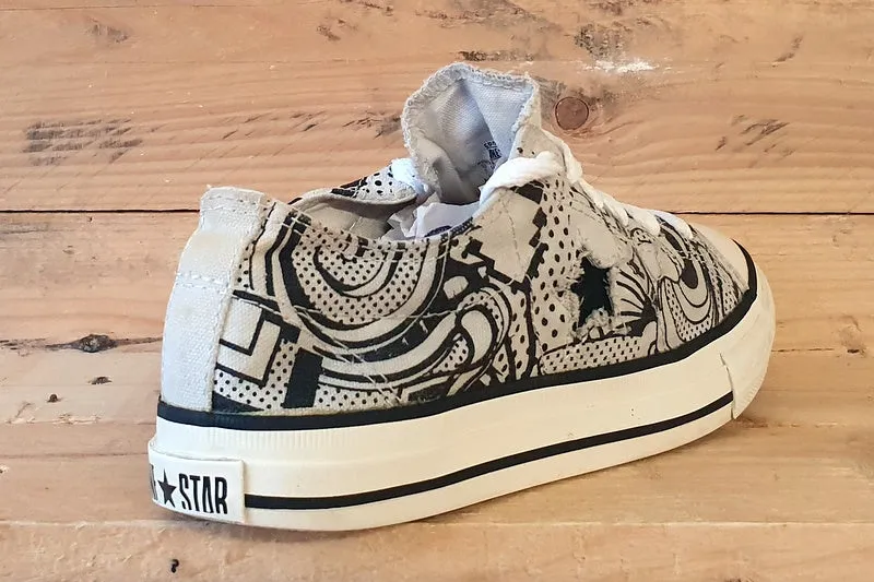 Converse Chuck Taylor All Star Low Trainers UK5/US7/EU37.5 M88 Black/White