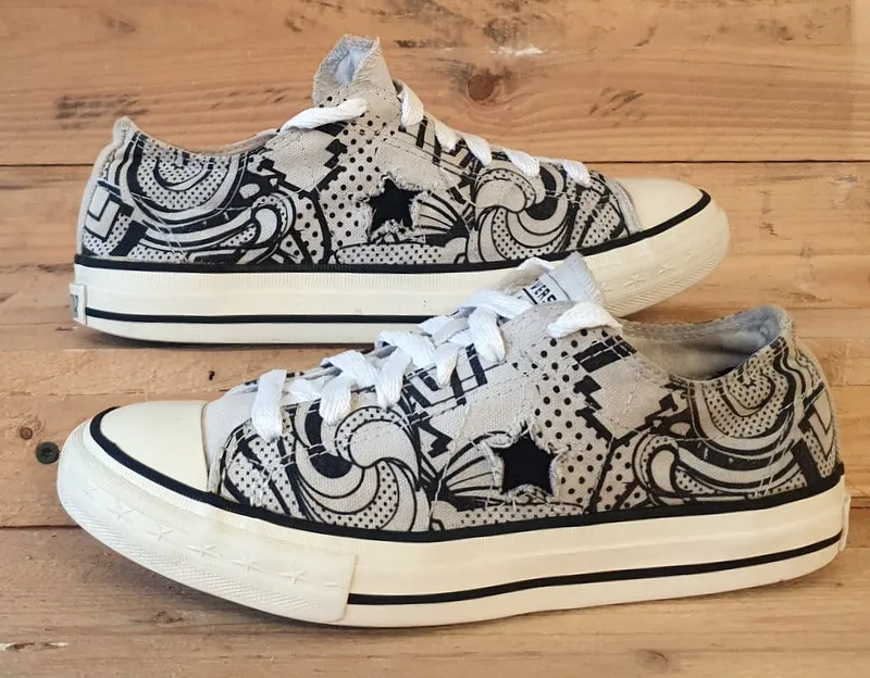Converse Chuck Taylor All Star Low Trainers UK5/US7/EU37.5 M88 Black/White